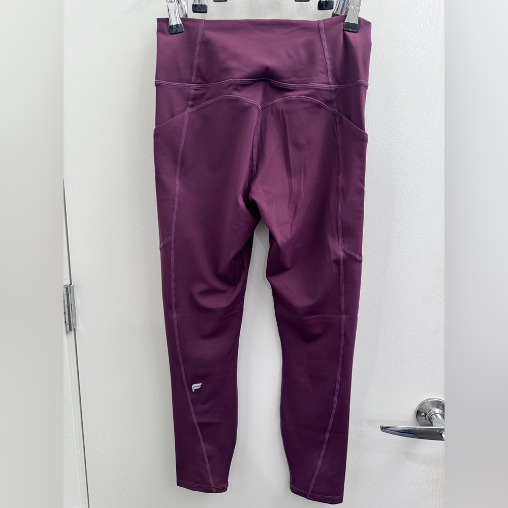 🔥NWT🔥FABLETICS LEGGINGS